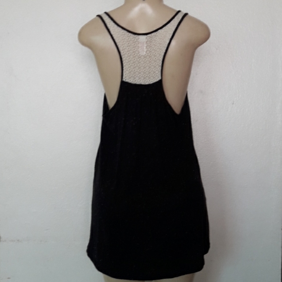 No Boundaries Tops - SALE💥$5 No Boundaries: Top